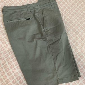 O’Neill men’s grey shorts